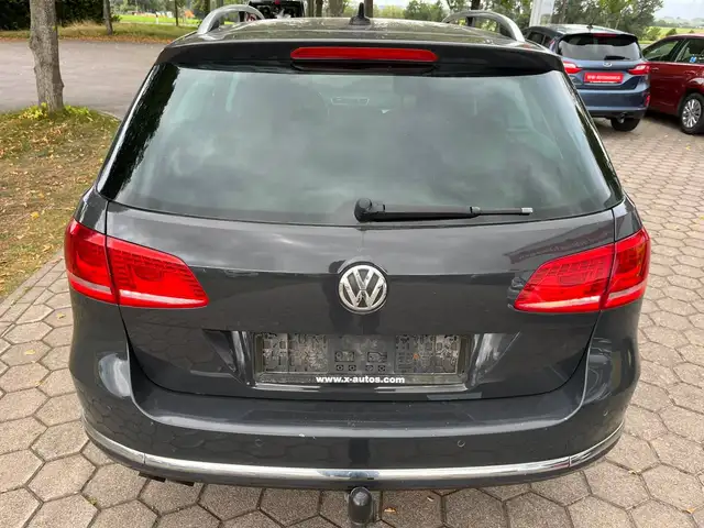 Volkswagen Passat view 7