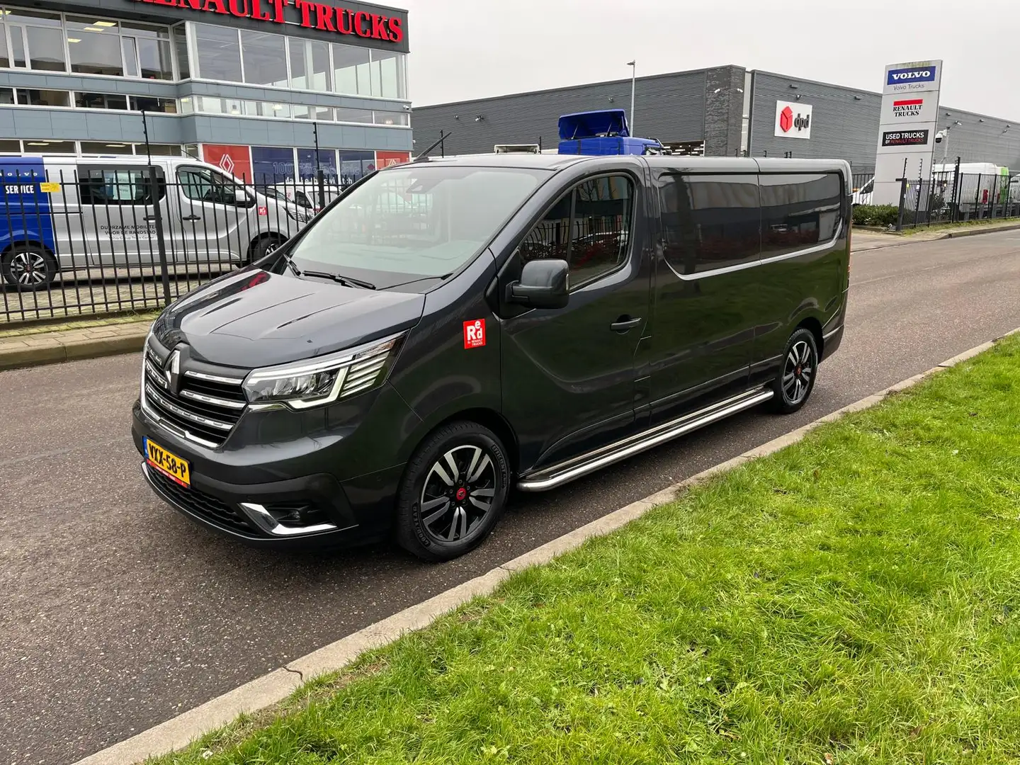 Renault Trafic RED 2.0 DCI 170 pk L2 H1 Luxe uitvoering Nero - 1