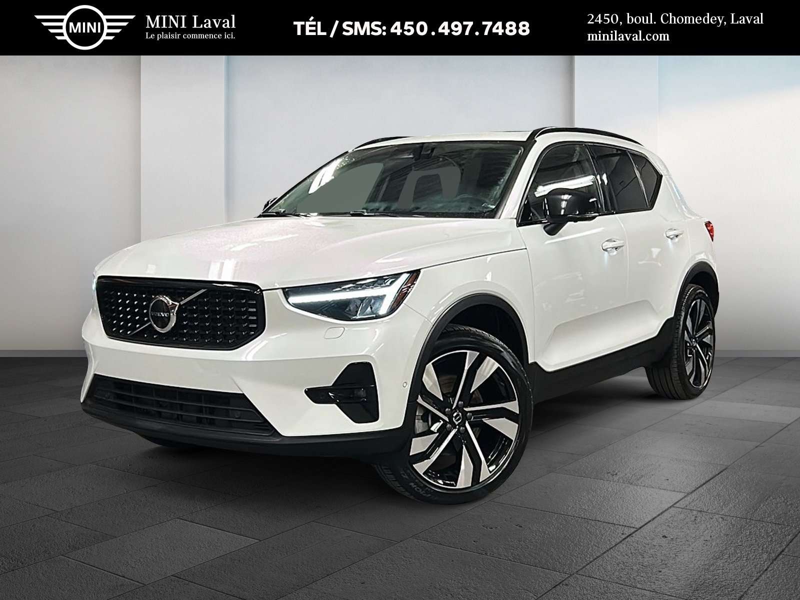 2023 Volvo XC40