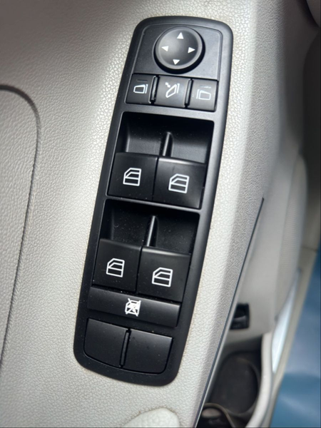 Mercedes-Benz ML 320 320 CDI 4Matic/Navi/Leder/SHZ/AHK/Schiebedach/ — photo 21