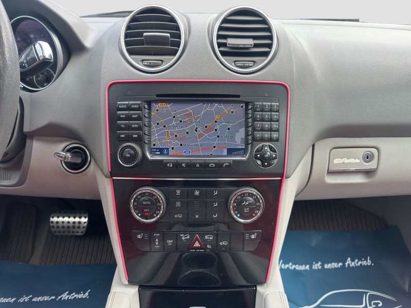 Mercedes-Benz ML 320 320 CDI 4Matic/Navi/Leder/SHZ/AHK/Schiebedach/ — photo 17