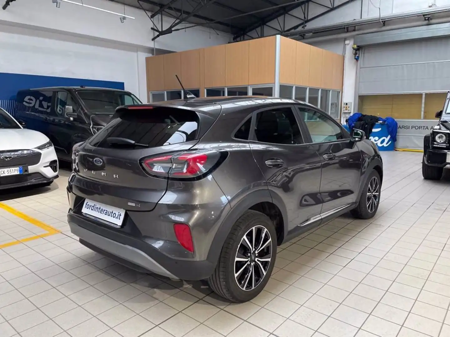 Ford Puma 1.0 EcoBoost Hybrid 125 CV S&S Titanium Gris - 2