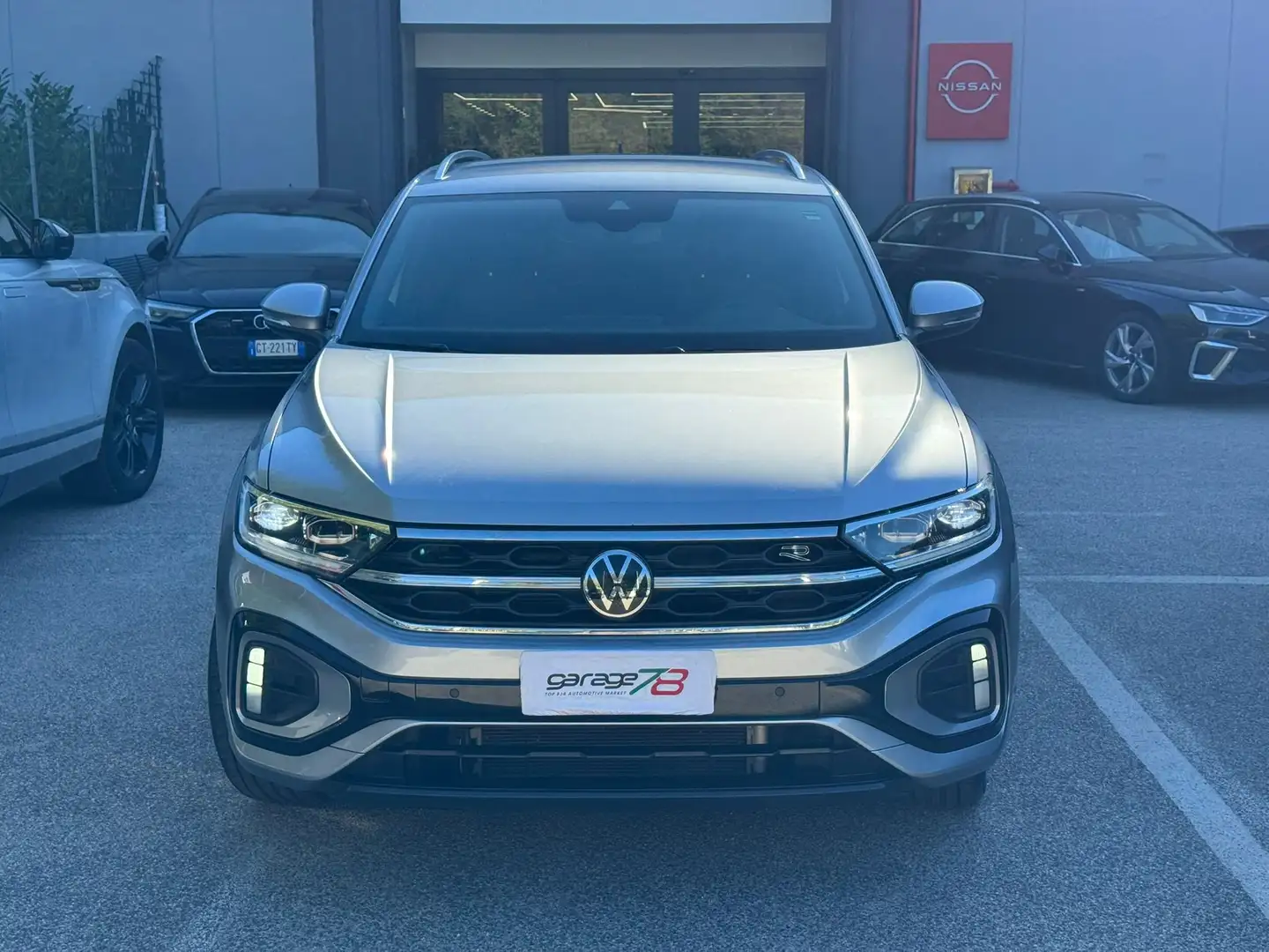 Volkswagen T-Roc 2022 1.0 tsi R-Line 110cv Argento - 2