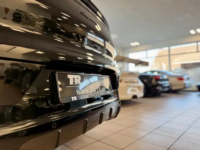 Porsche Cayenne view 7