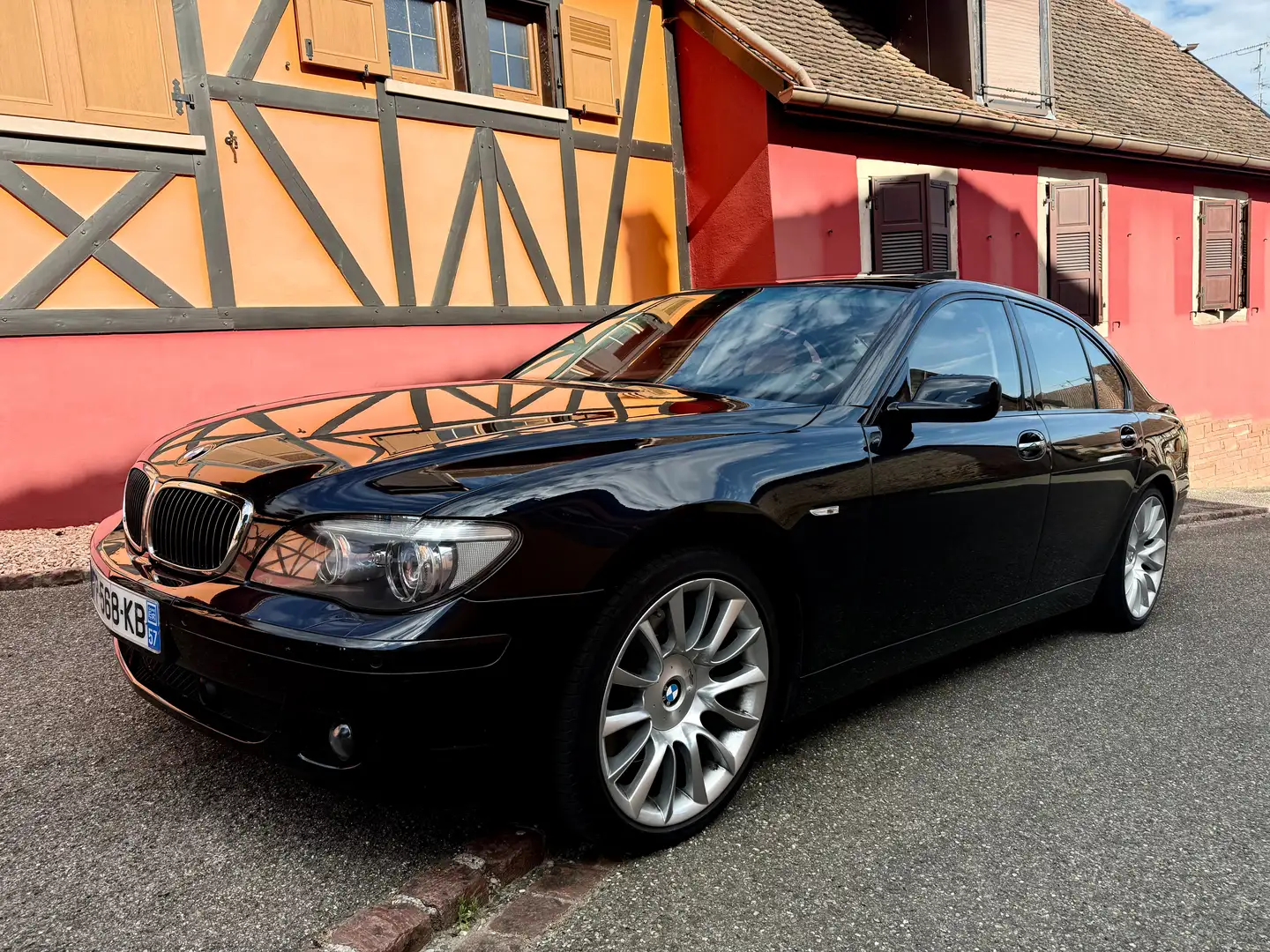 BMW 760 V12 6.0l de 445 Ch de 2006, phase 2 plava - 1