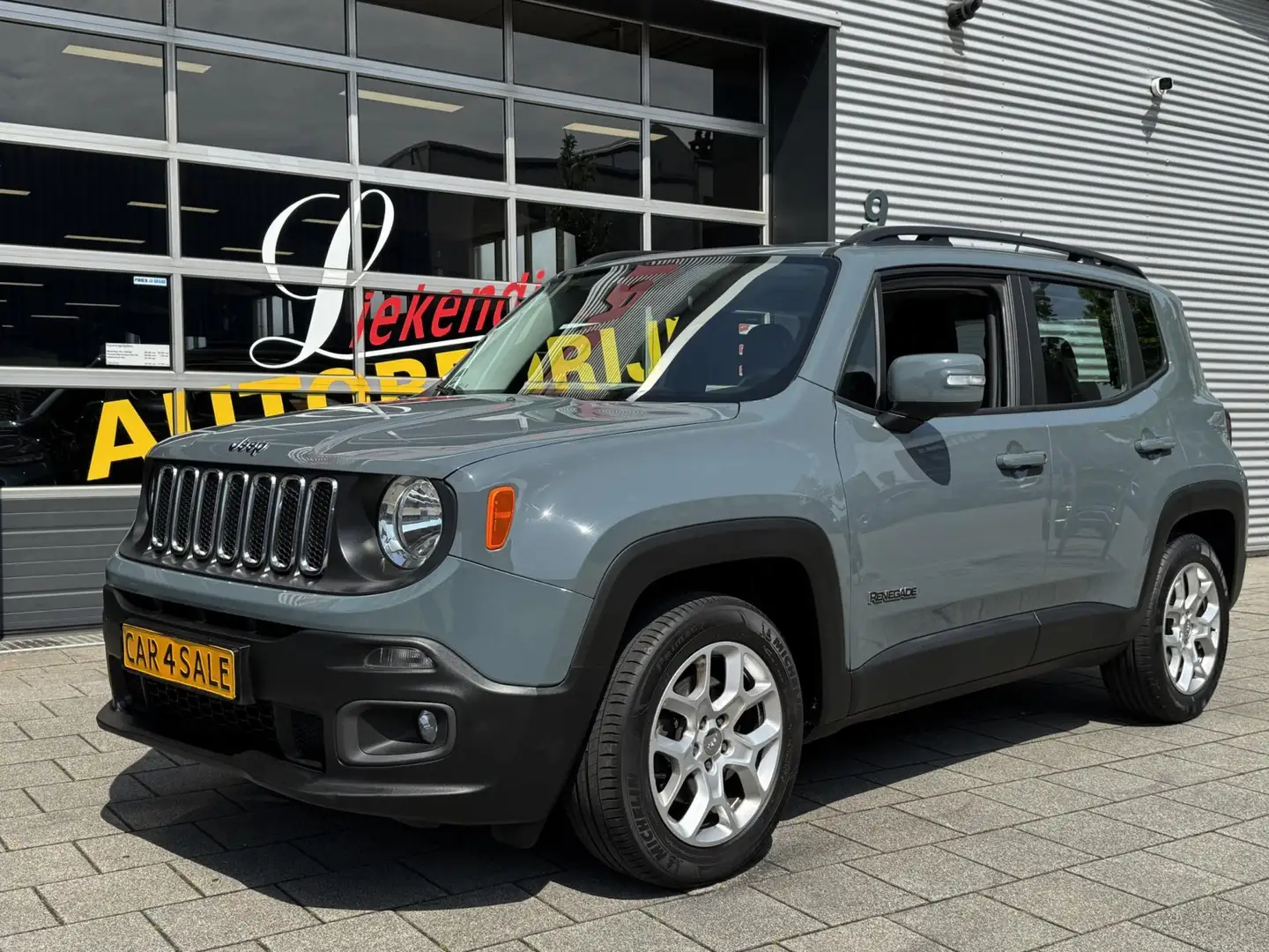 Jeep Renegade 1.6E-Torq EVO Longitude FWD Navigatie / Apple CarP Gris - 1
