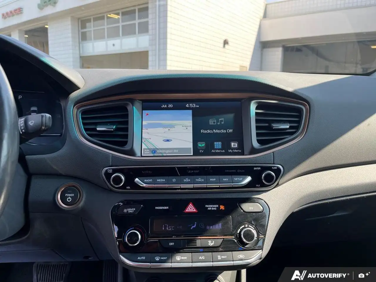 Hyundai IONIQ photo Hyundai IONIQ