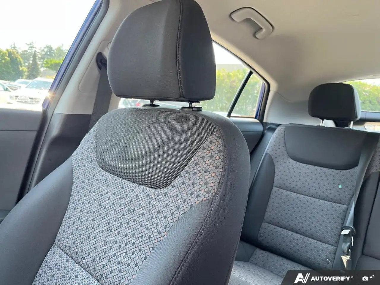 Hyundai IONIQ photo Hyundai IONIQ