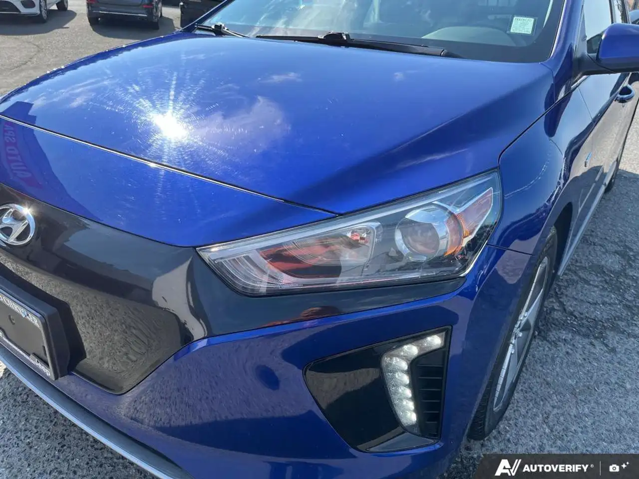 Hyundai IONIQ photo Hyundai IONIQ