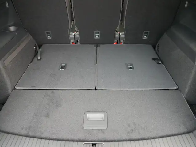 Volkswagen Touran view 7