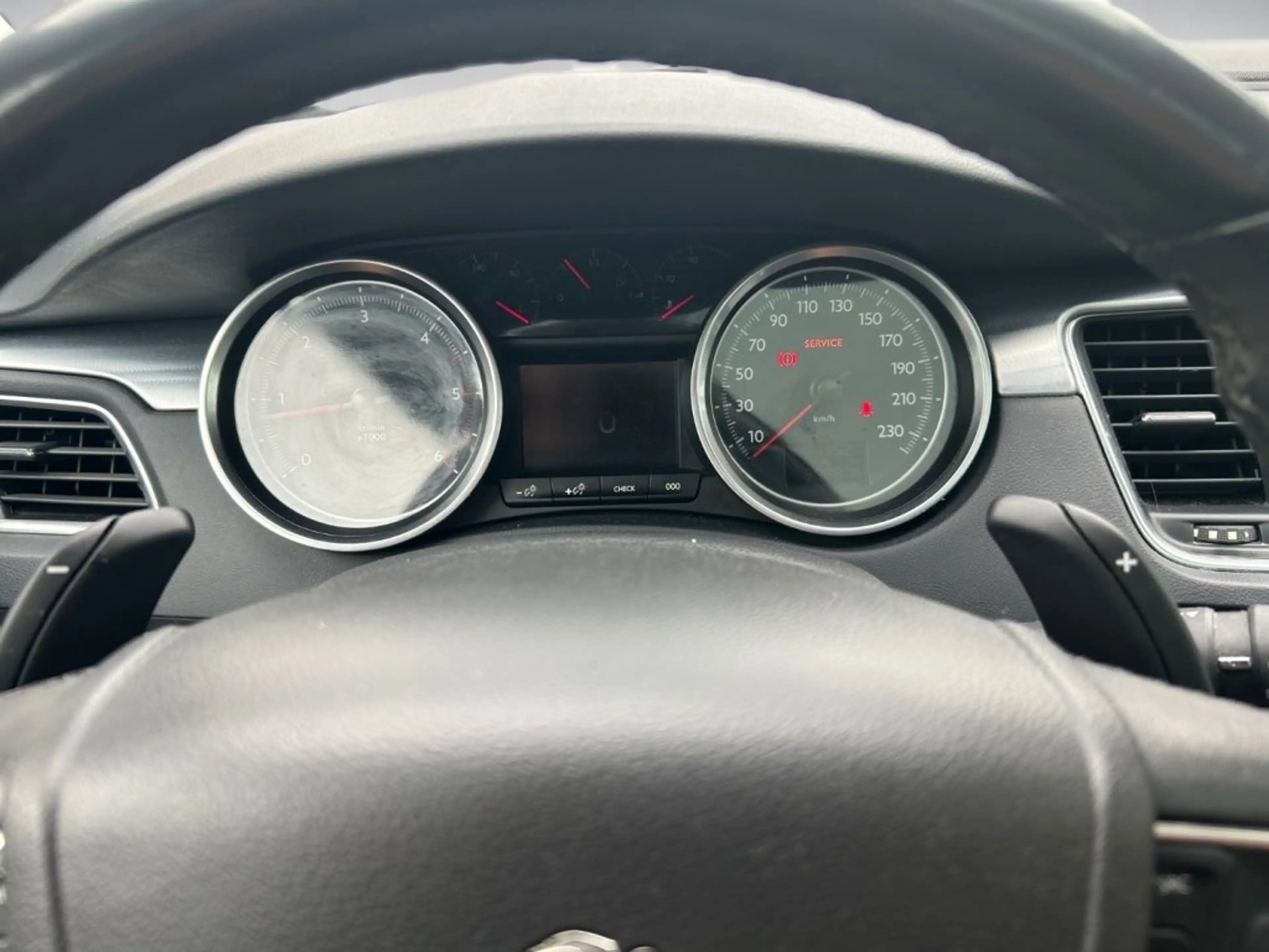 Peugeot 508 SW 2,0 BlueHDI 180 S&S EAT6 RXH Aut. — photo 10