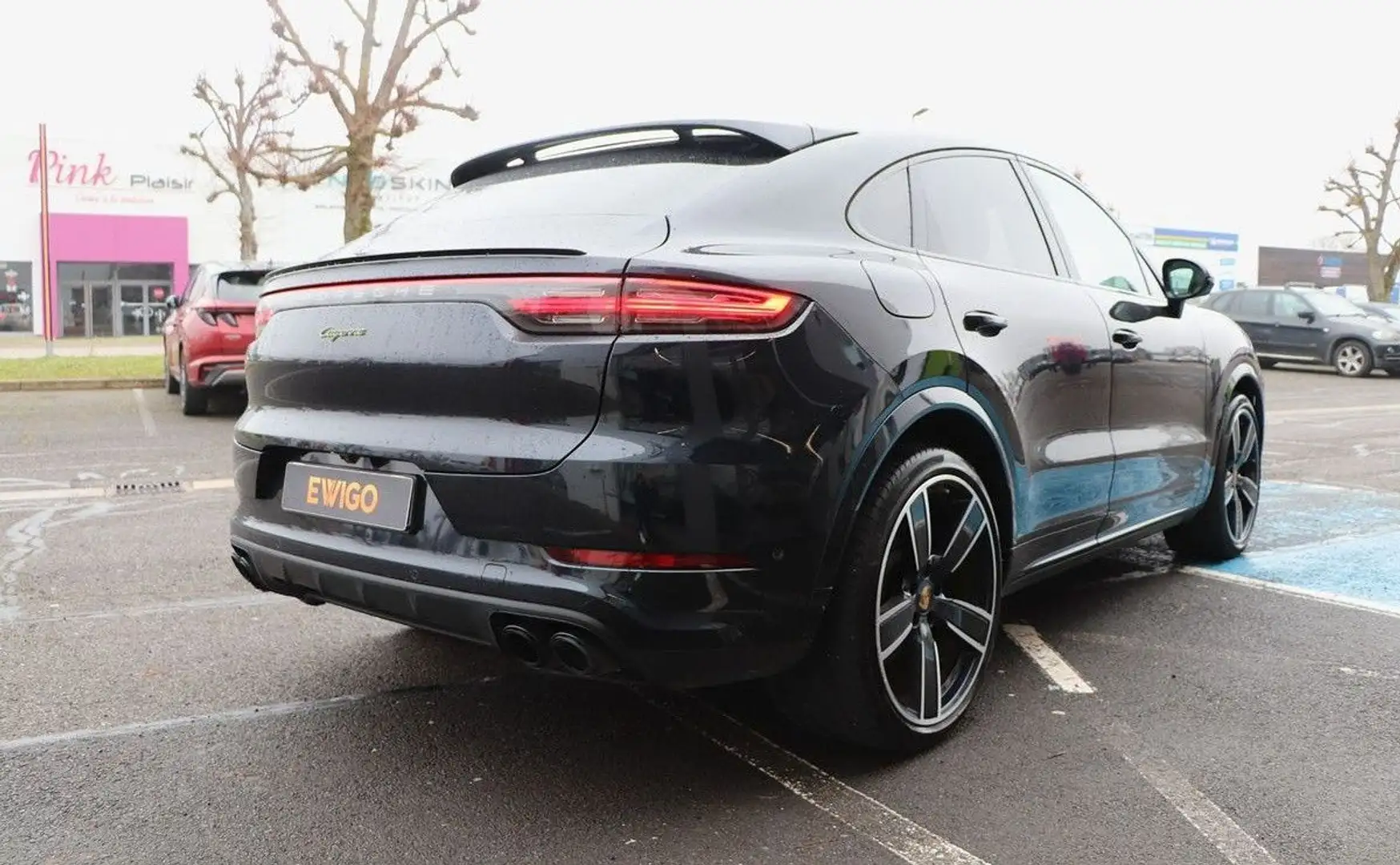 Porsche Cayenne coupé 3.0 e-hybrid 462h 340 cv phev 14.1kwh platinum edition bva toit pano sono bose Schwarz - 2