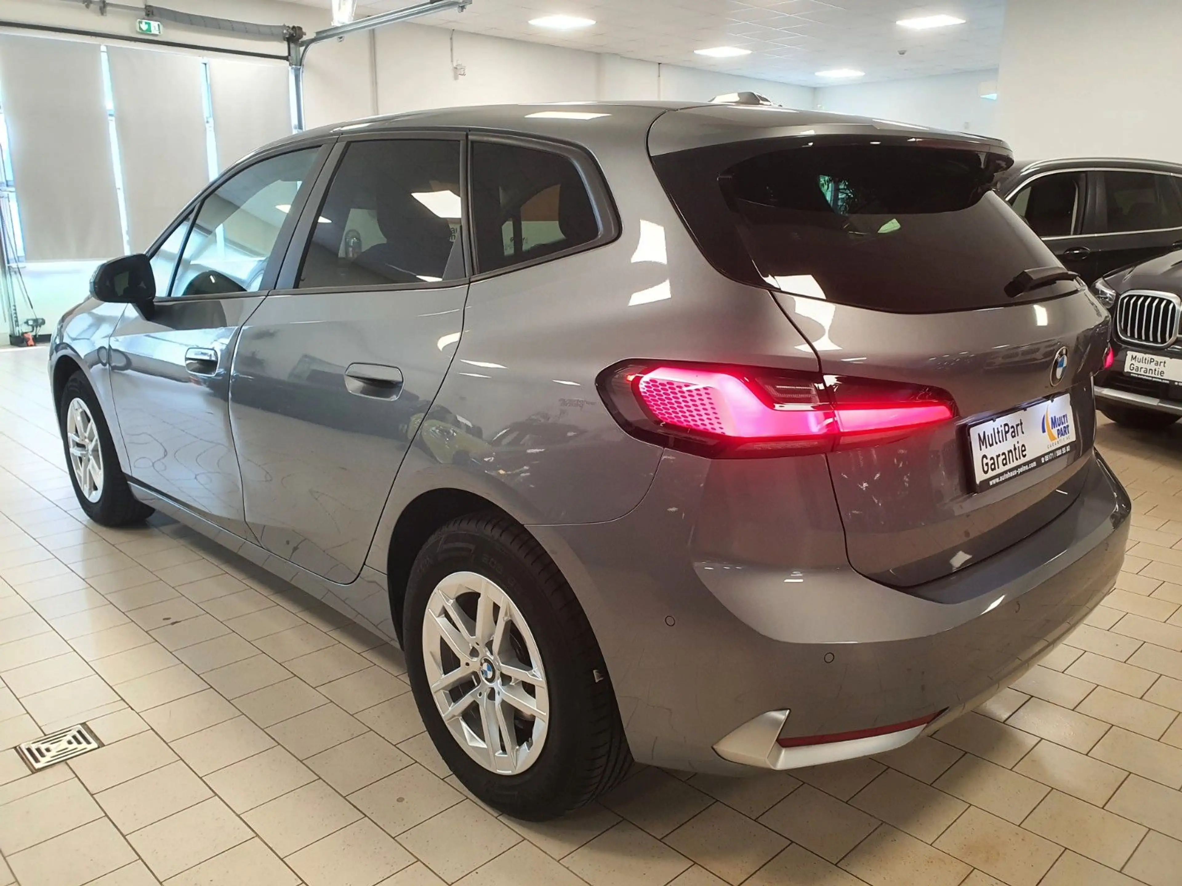 BMW 218 218i AT/Aut/Kamera&FerrnLichtAss/KeyLes/Ad.LED — photo 2