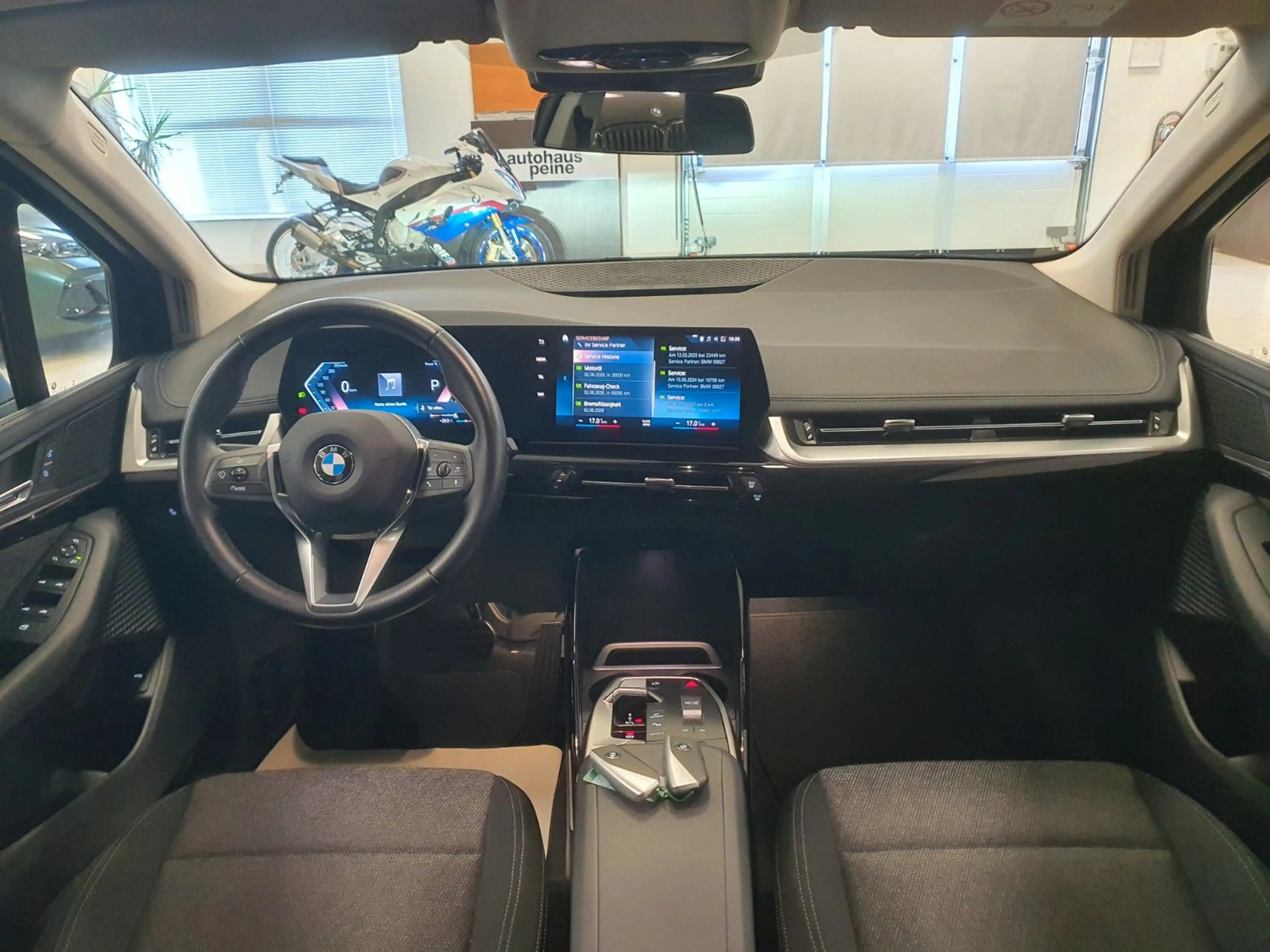 BMW 218 218i AT/Aut/Kamera&FerrnLichtAss/KeyLes/Ad.LED — photo 3