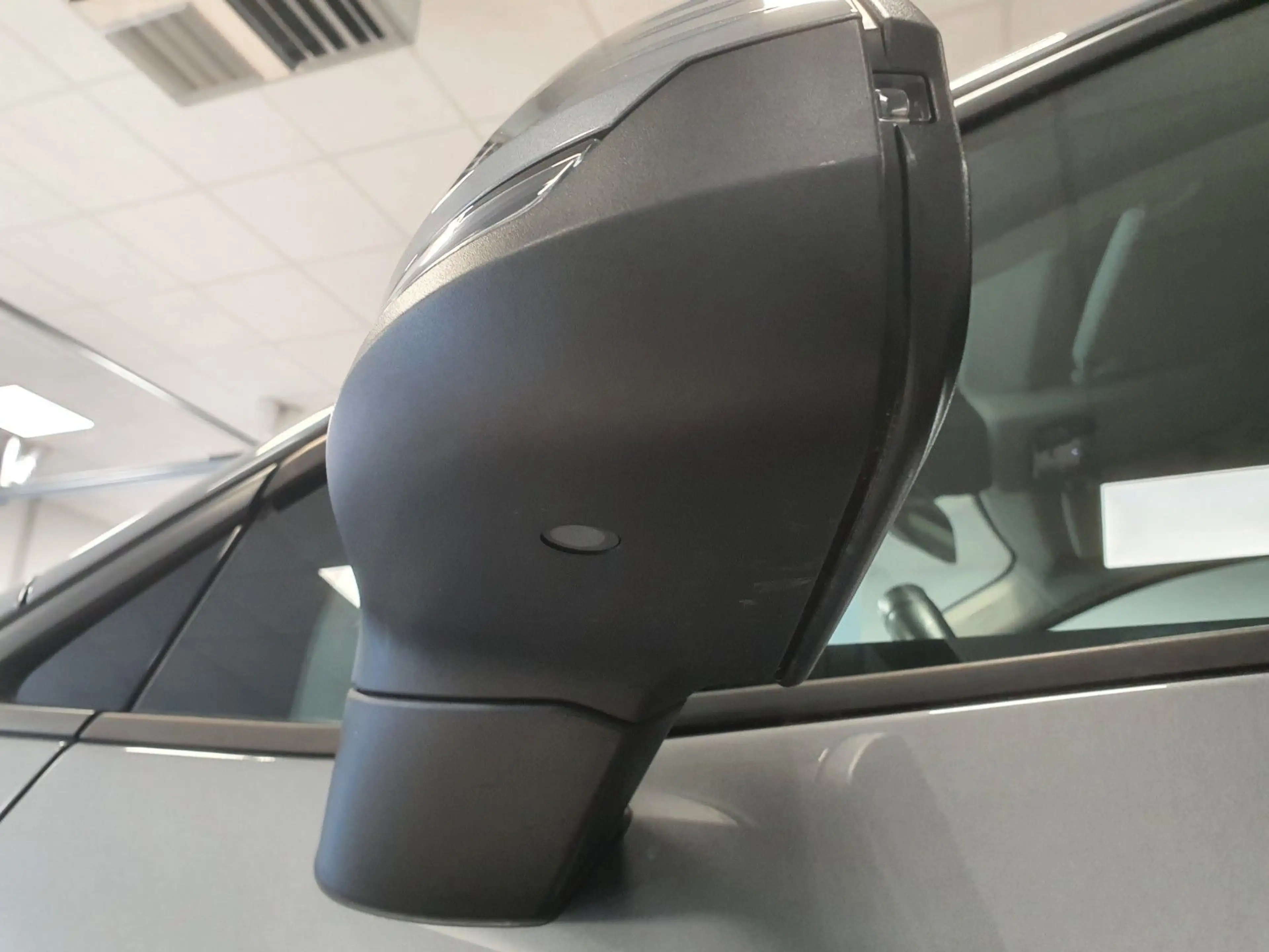 BMW 218 218i AT/Aut/Kamera&FerrnLichtAss/KeyLes/Ad.LED — photo 14