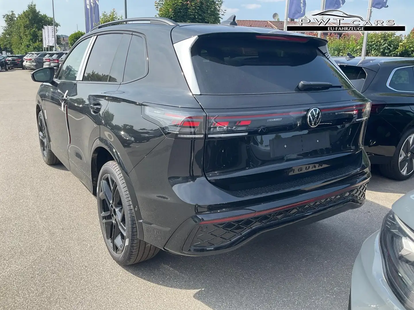 Volkswagen Tiguan 2.0 TDI 142 kW 4Motion R-Line DSG 4M Black, Led... Zwart - 2