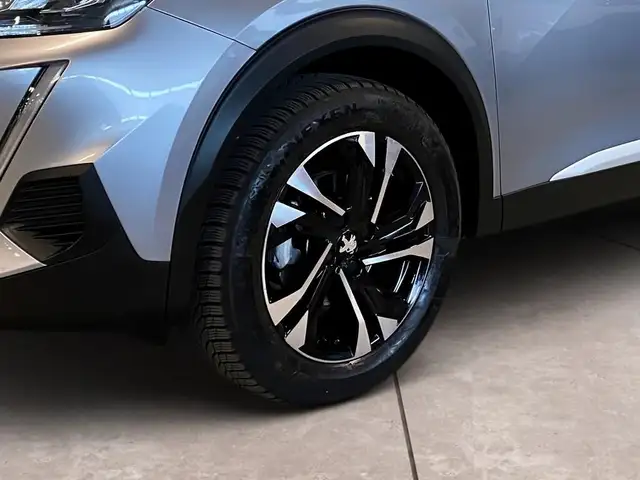 Peugeot 2008 view 15