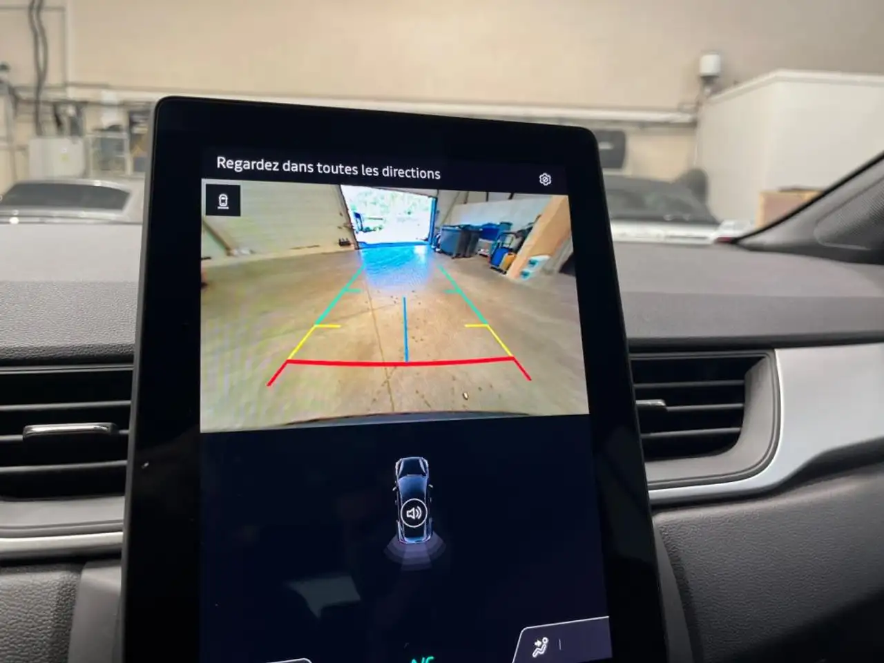Renault Captur — photo 22