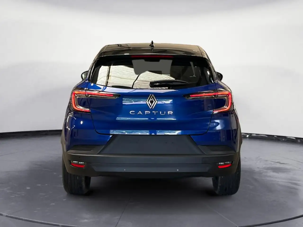 Renault Captur — photo 4