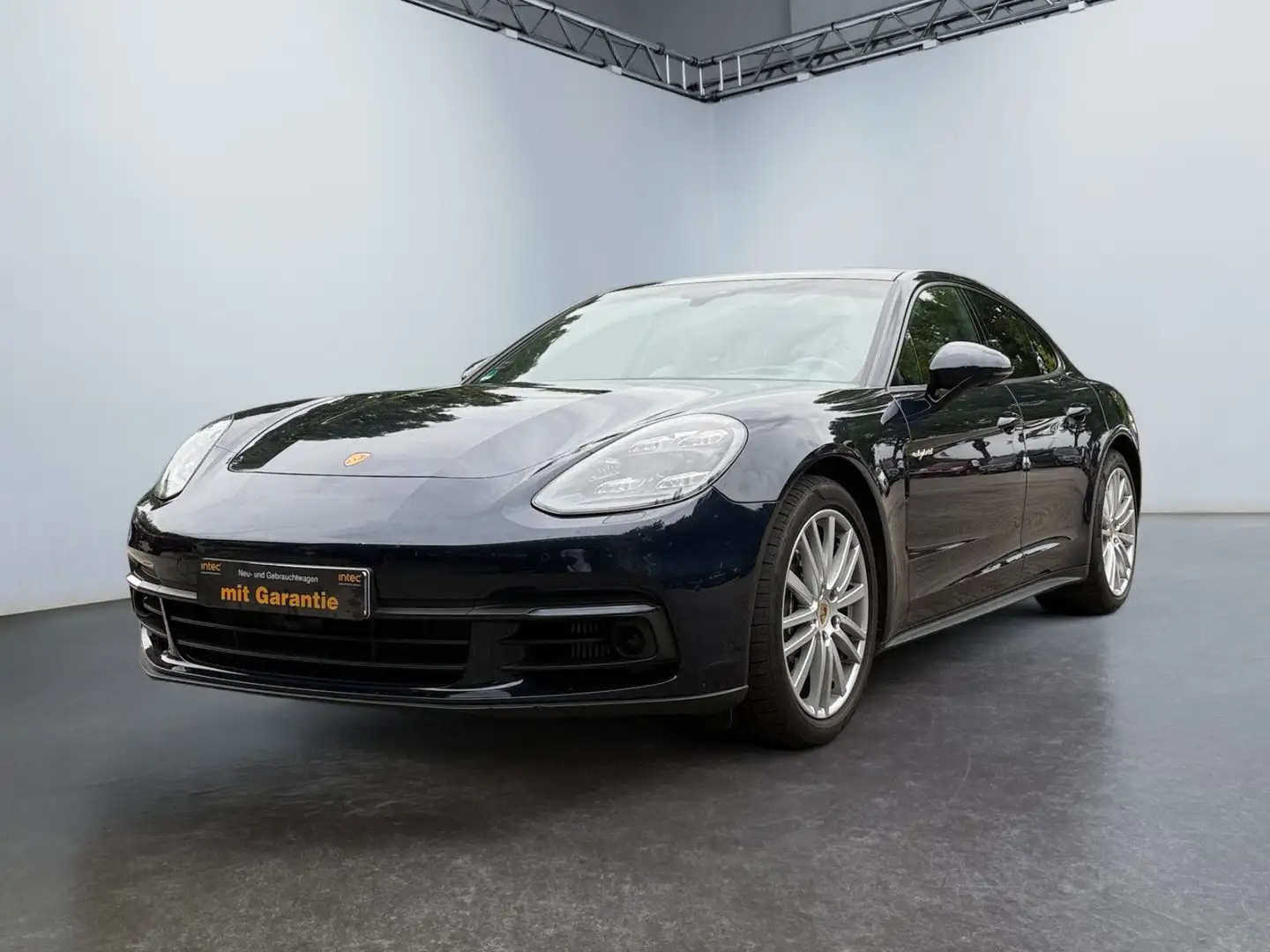 Porsche Panamera 4 E-Hybrid Edition 10 Jahre Blau - 1