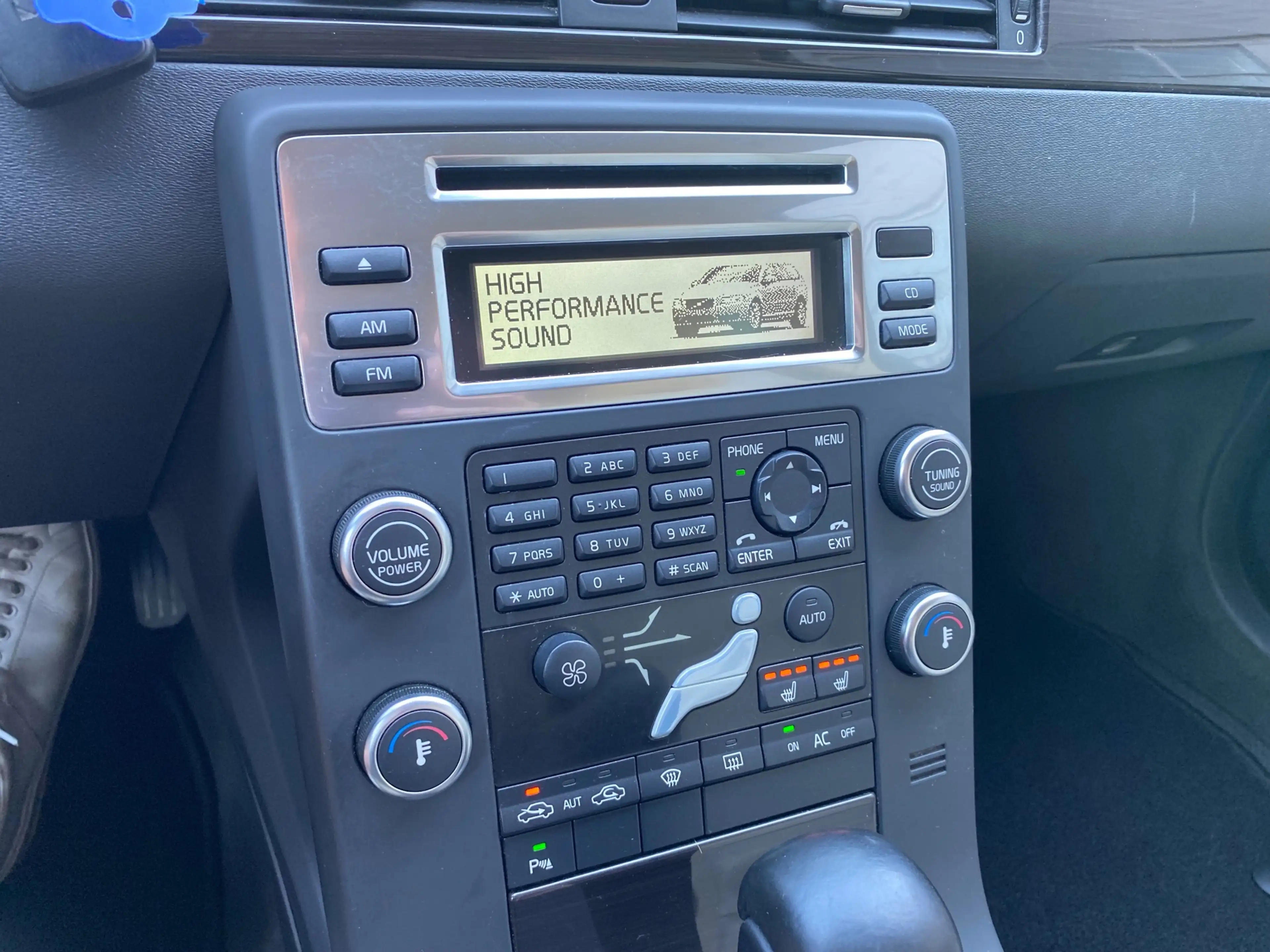 Volvo V70 2.5FT Summum Automaat LEER / XENON / TREKHAAK — photo 15