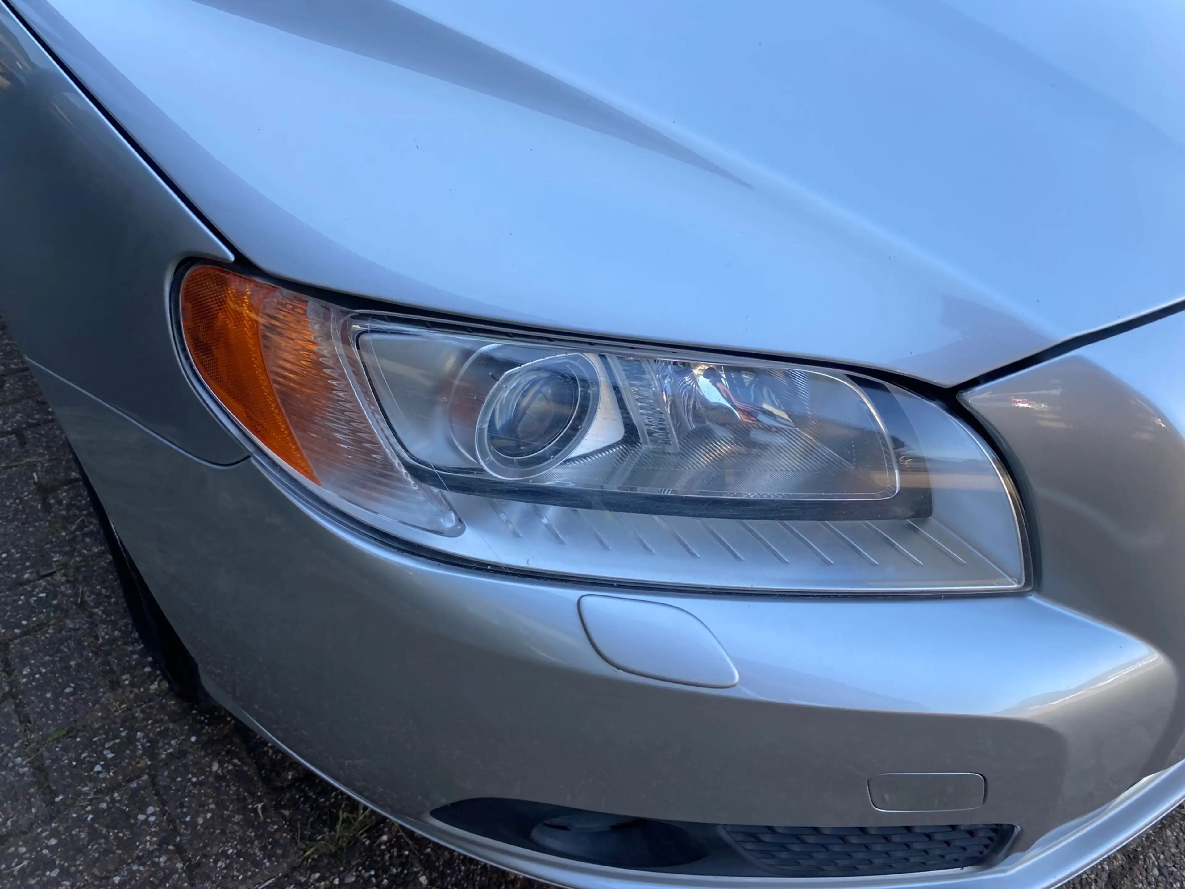 Volvo V70 2.5FT Summum Automaat LEER / XENON / TREKHAAK — photo 9