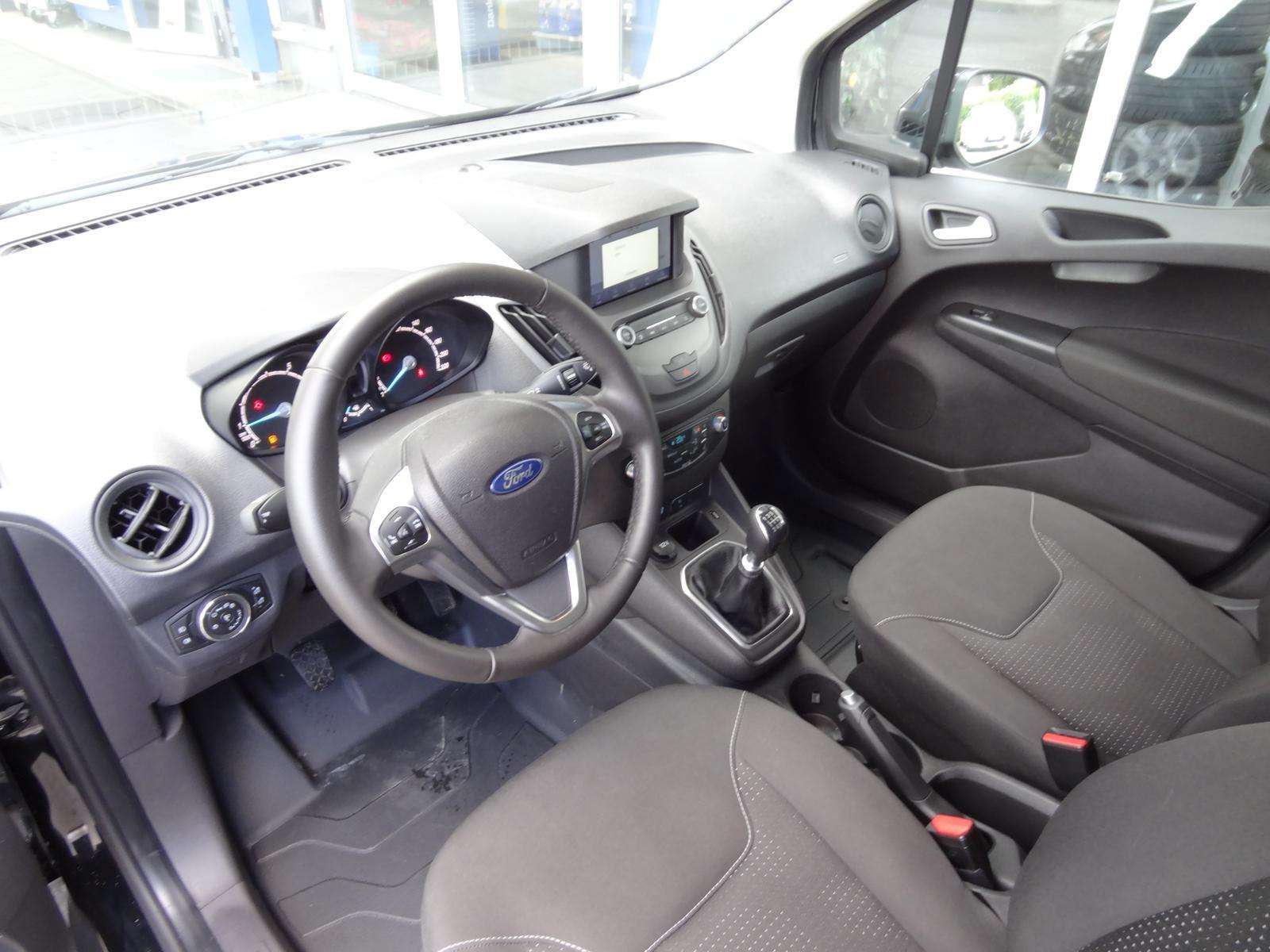 Ford Transit Courier