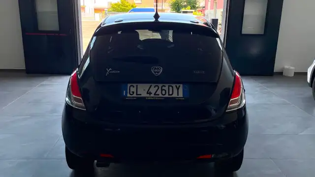 Lancia Ypsilon view 5