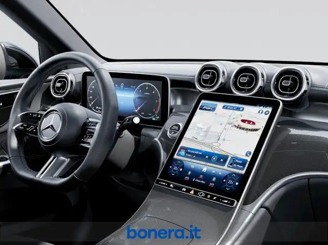 Mercedes-Benz GLC view 6