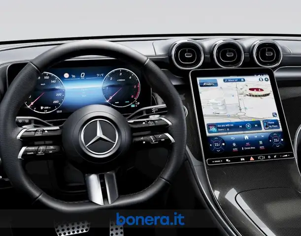Mercedes-Benz GLC view 5