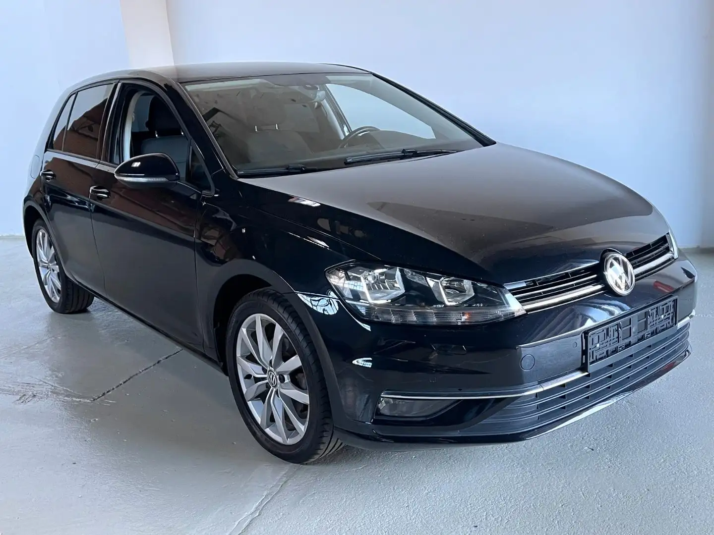 Volkswagen Golf VII Lim. Comfortline  *Automatik* Schwarz - 2