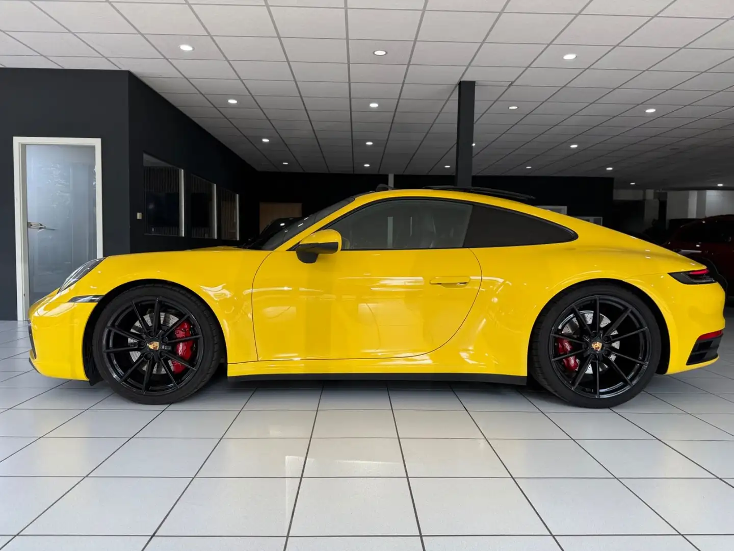 Porsche 911 992 Carrera S*APPROV*PANO*PDLS+*CHRONO*S-AGA*KAM Gelb - 2