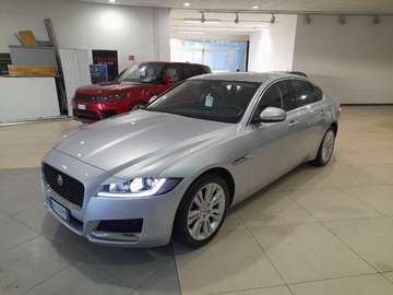 XF 2.0 D 180 CV aut. Portfolio