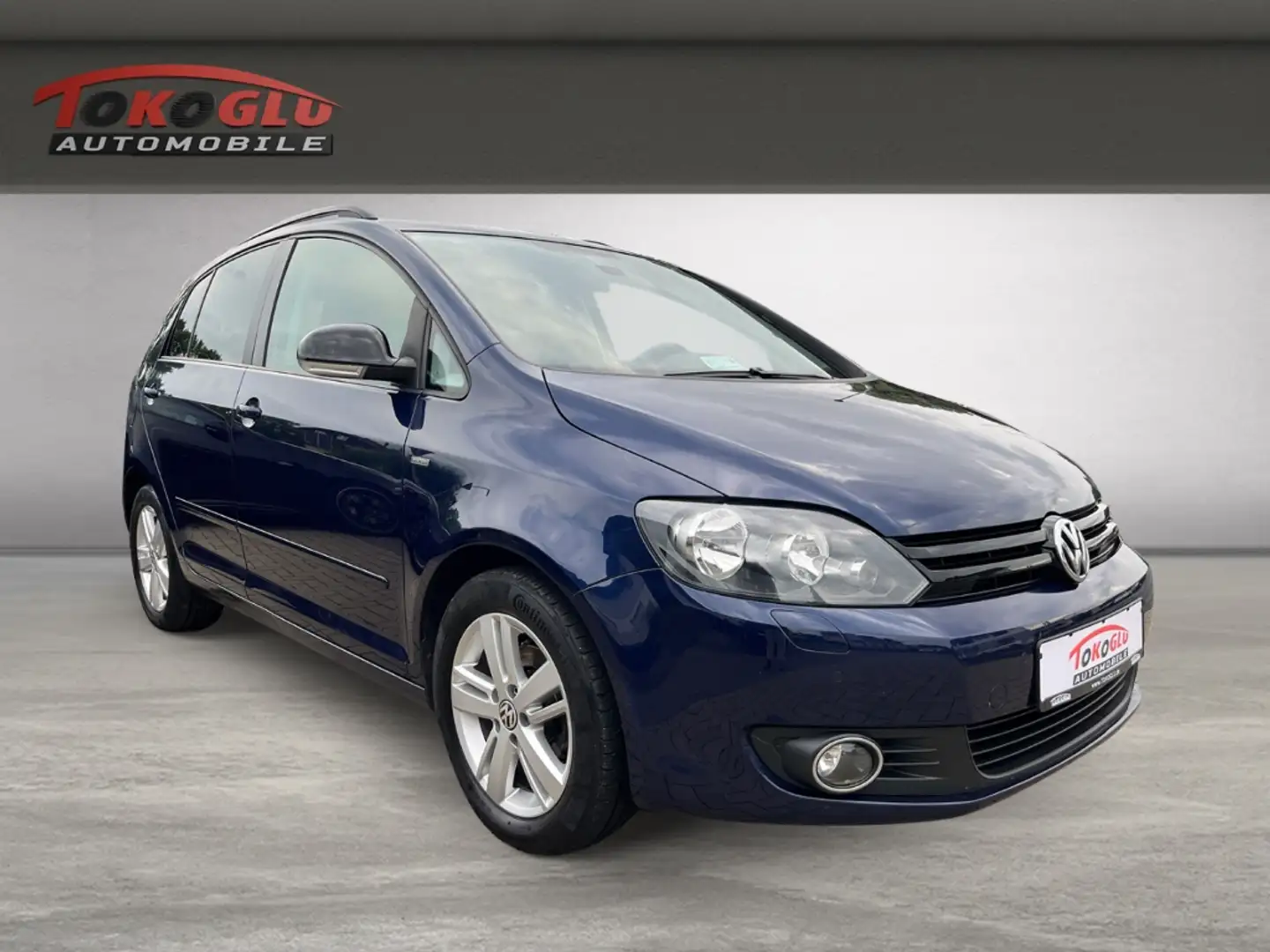 Volkswagen Golf Plus VI Match 1.2 TSI SHZ Temp PDCv+h Berganfahrass. Re Azul - 1