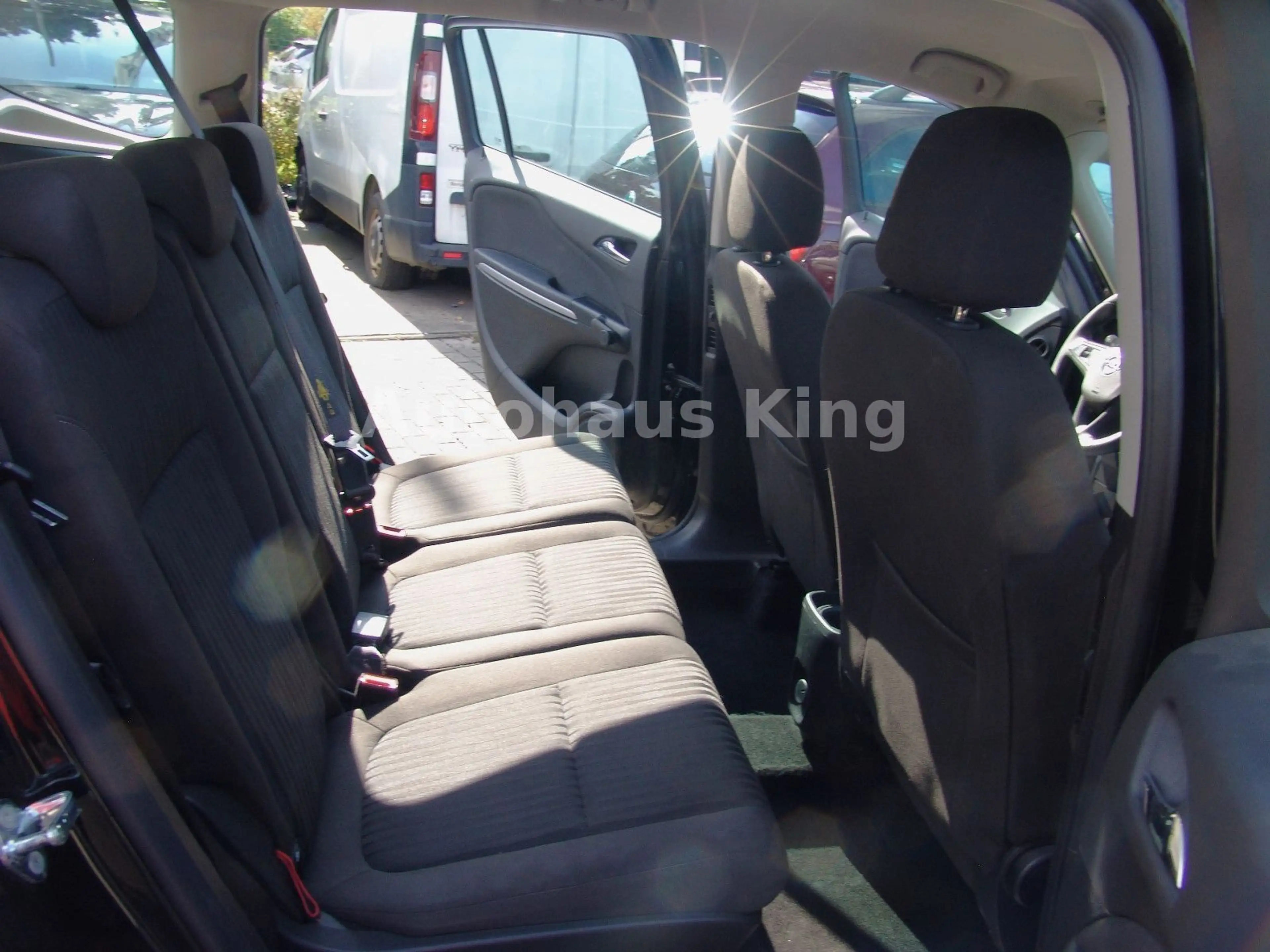 Opel Zafira C Edition- 5Sit — photo 8