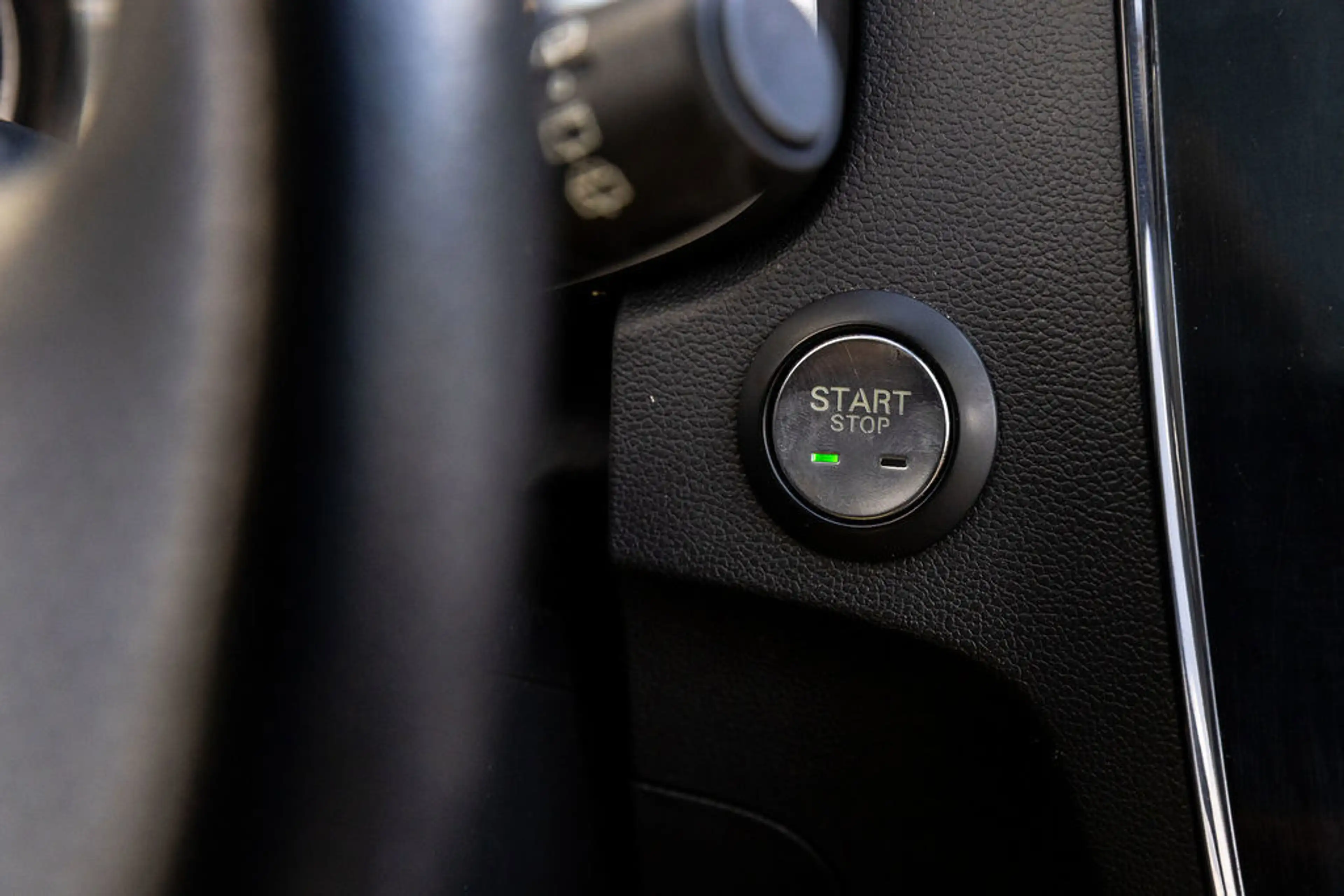 MG ZS MG EV Luxury 45 kWh Beige lederen interieur — photo 26