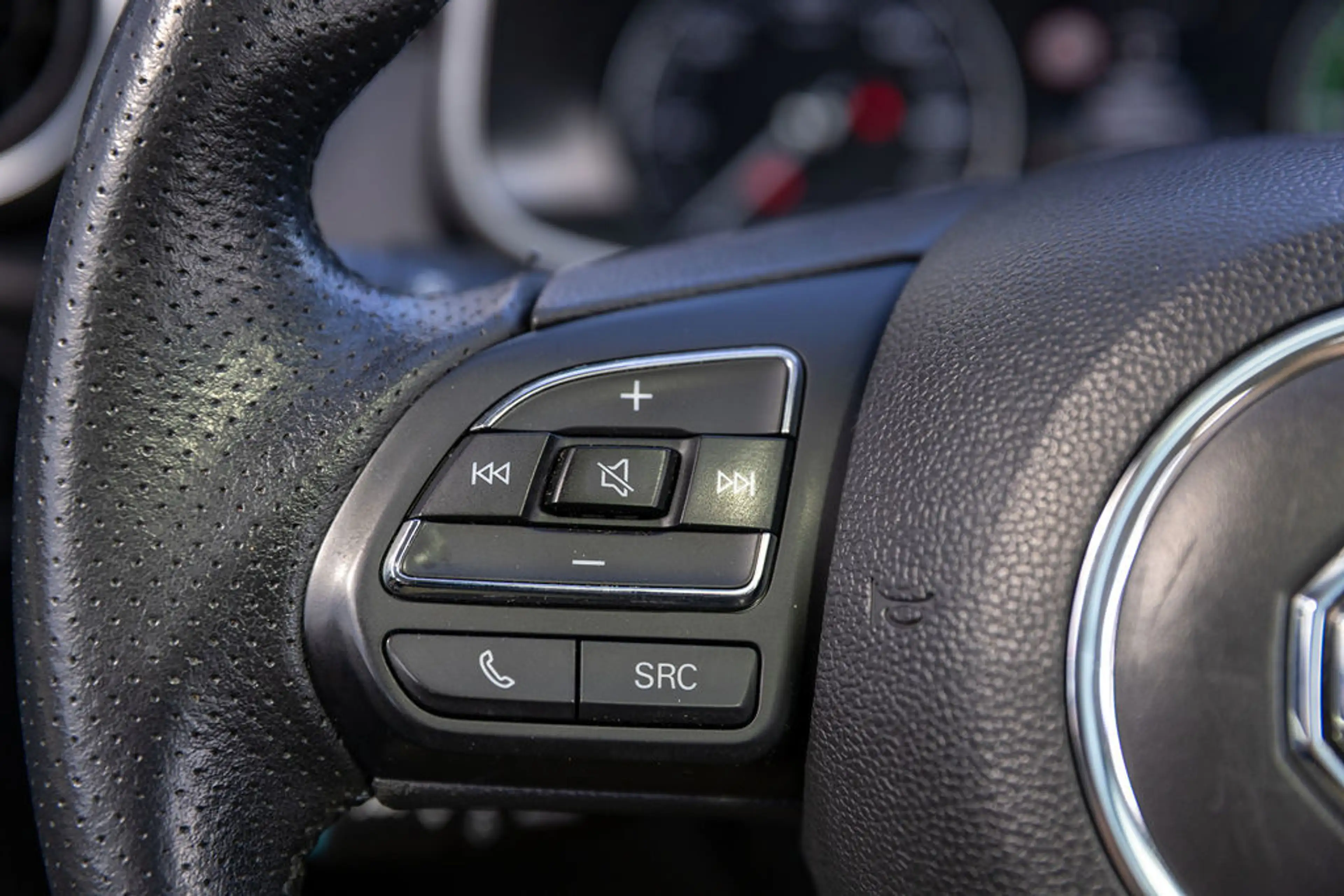 MG ZS MG EV Luxury 45 kWh Beige lederen interieur — photo 15