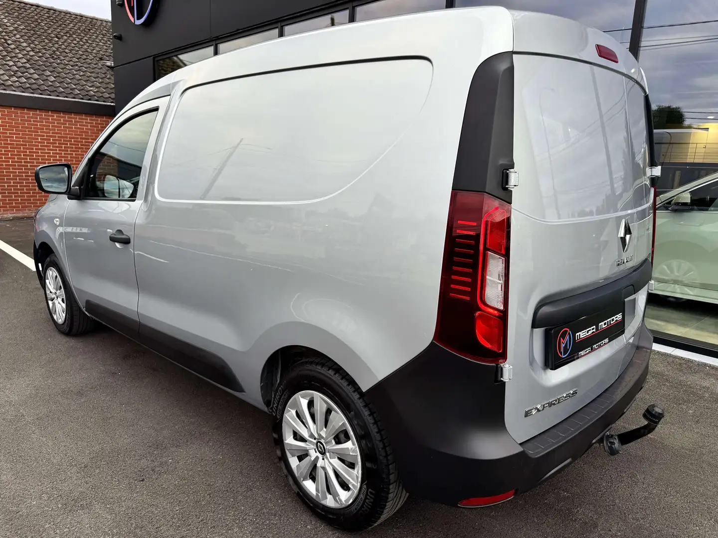 Renault Express 1.5dCi 75CV CARPLAY NAVi CUiR AiRCO CRUiSE ATT REM Gris - 2