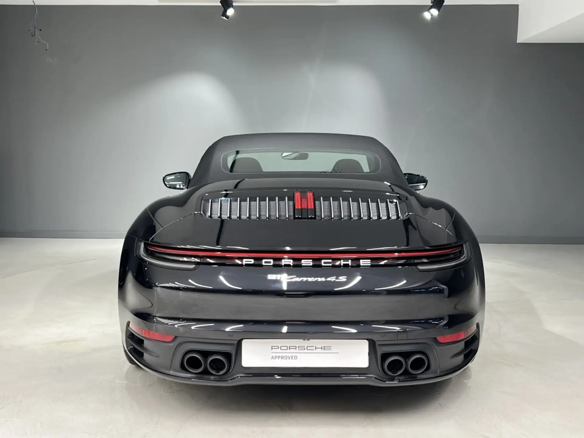 Porsche 911 911 Carrera 4S Cabriolet 2021 검정 사진 4
