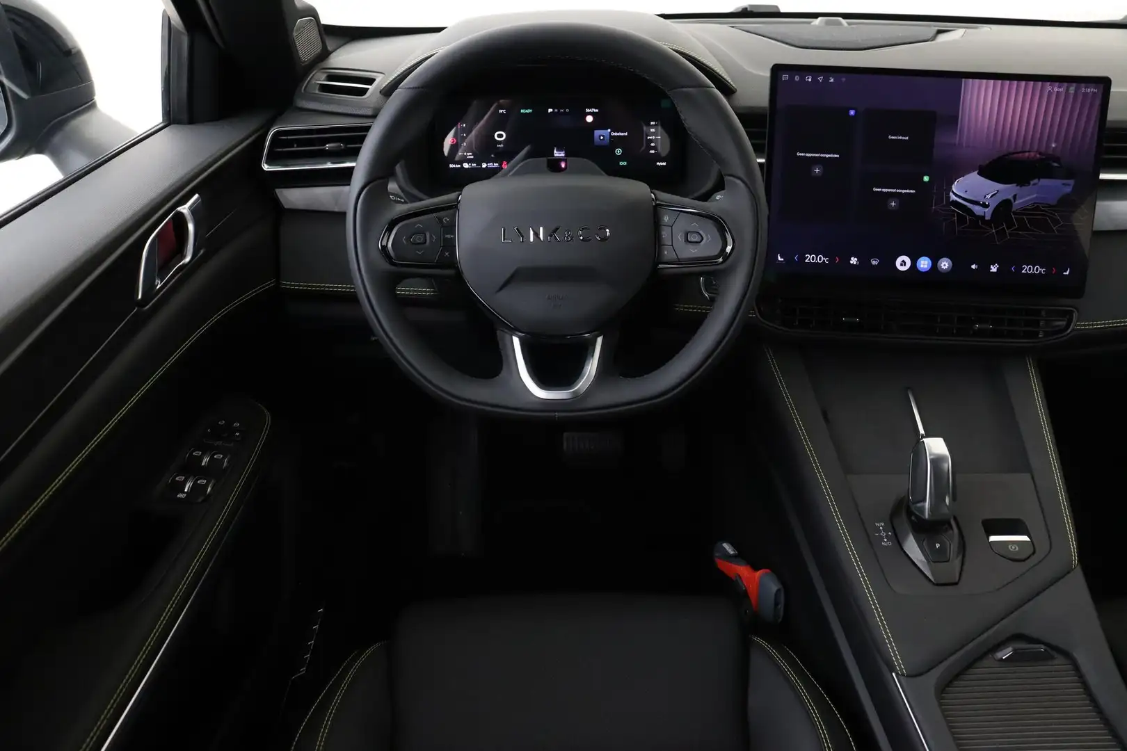 Lynk & Co 01 1.5 PHEV MORE *NIEUW UIT VOORRAAD!* -LEDER|ELEK.ST Zwart - 2