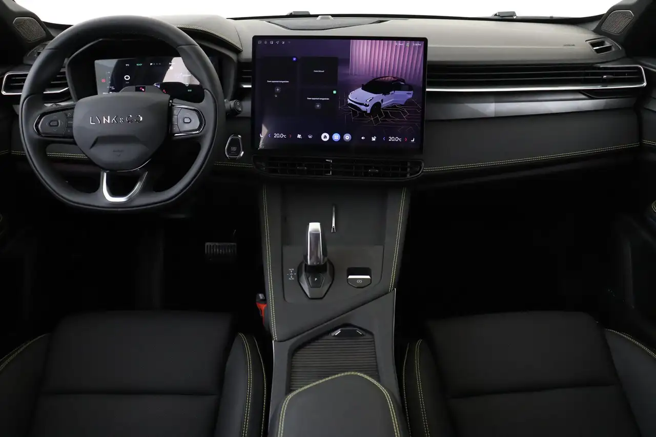Lynk & Co 01