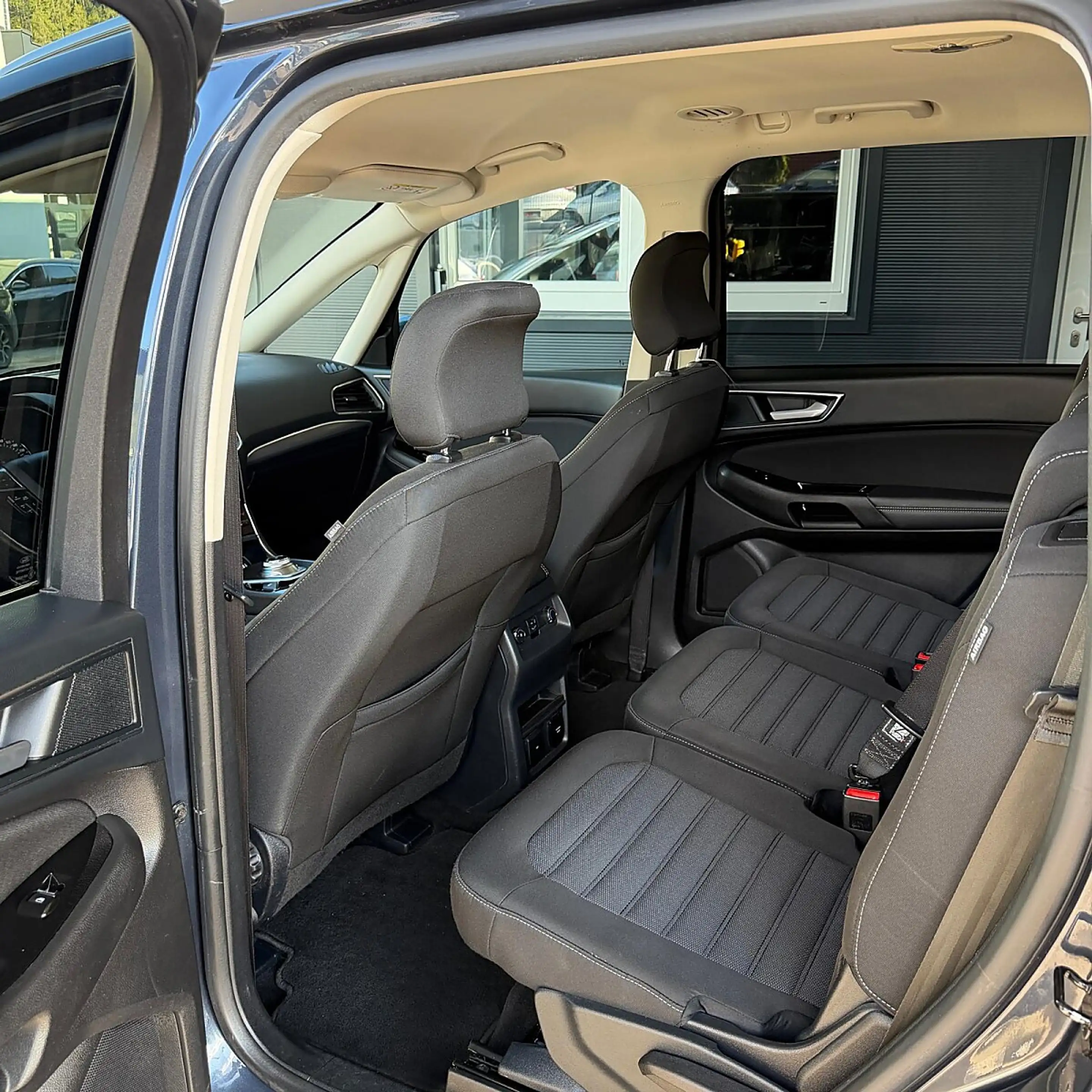Ford Galaxy 2.0 EcoBlue — photo 13