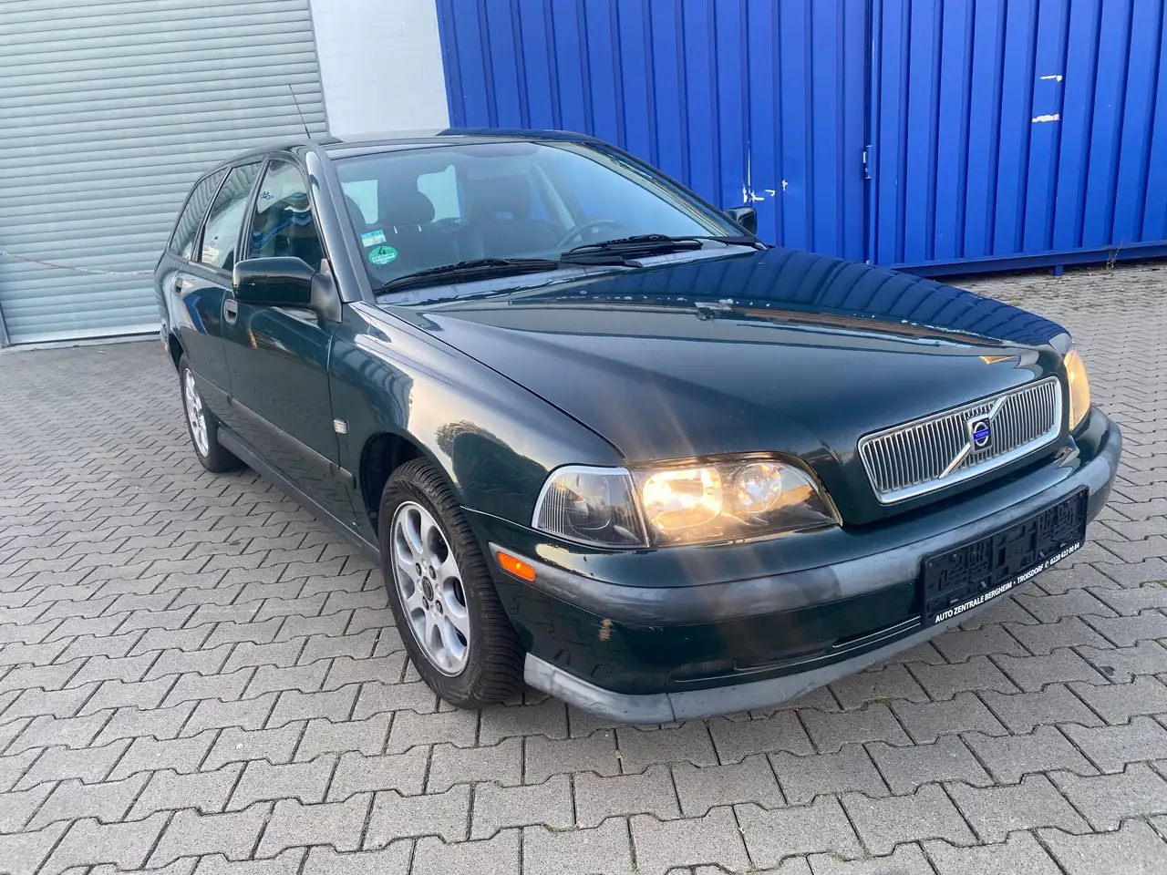 Volvo V40 1.8, foto 2
