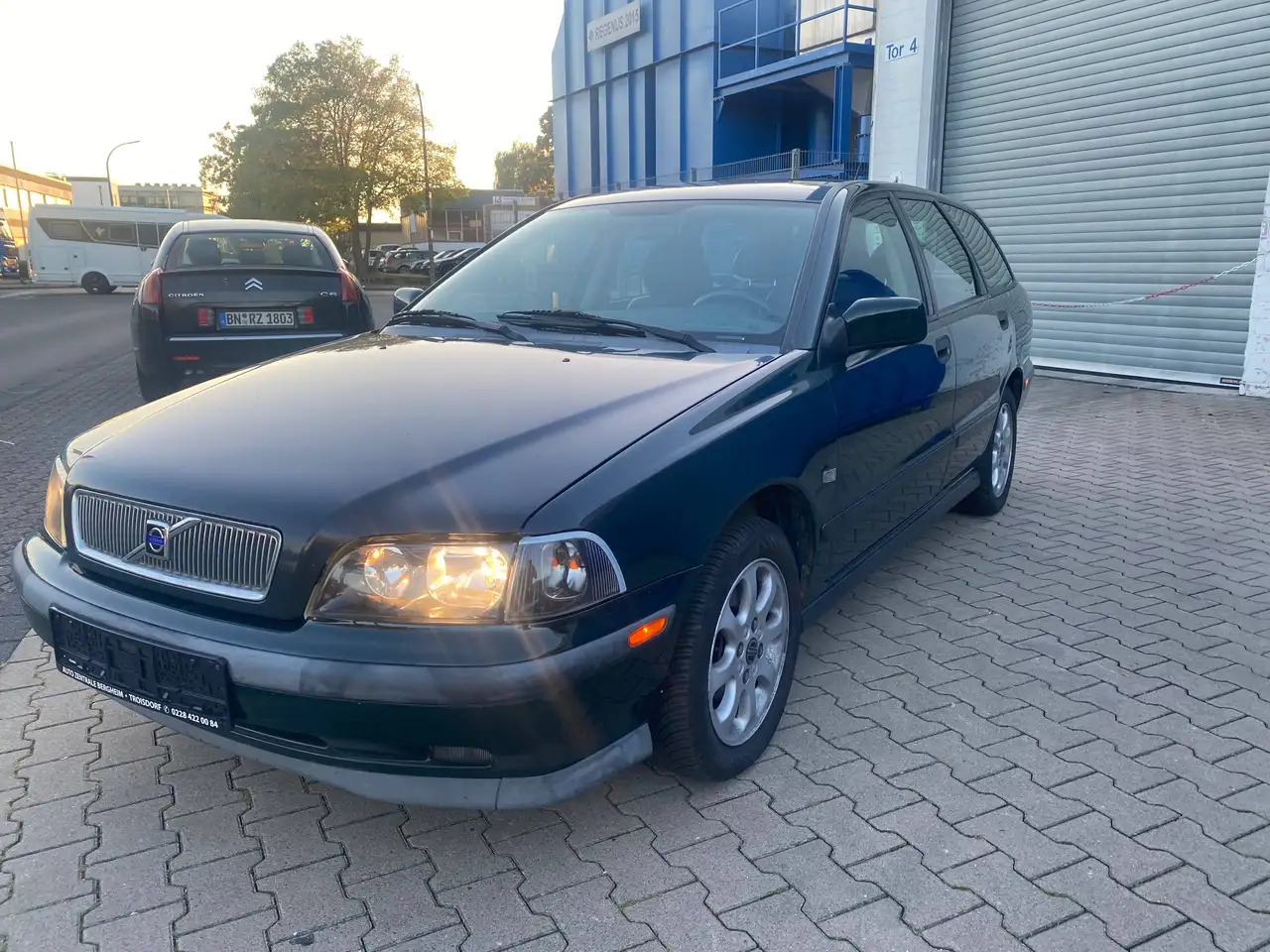 Volvo V40 1.8, foto 3