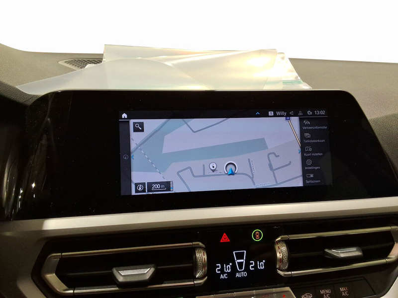 BMW 330 E - APPLE CARPLAY — photo 9