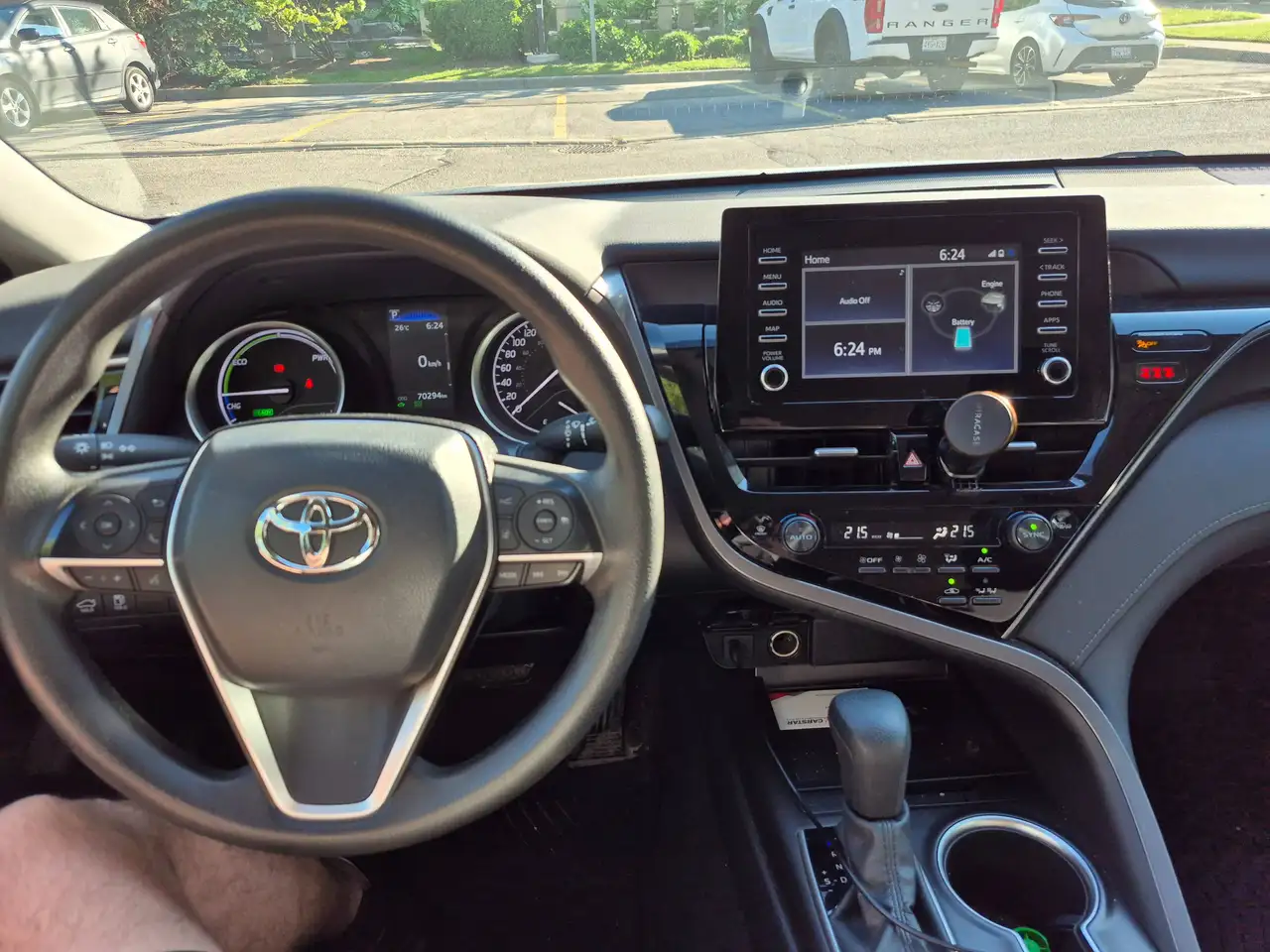 Toyota Camry photo Toyota Camry