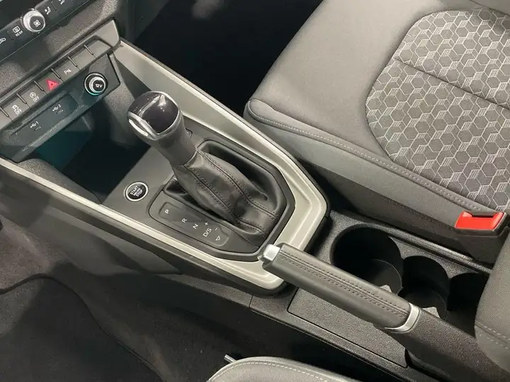 Audi A1 2025, foto 15