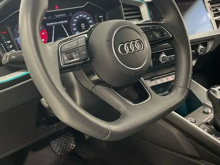 Audi A1 2025, foto 13