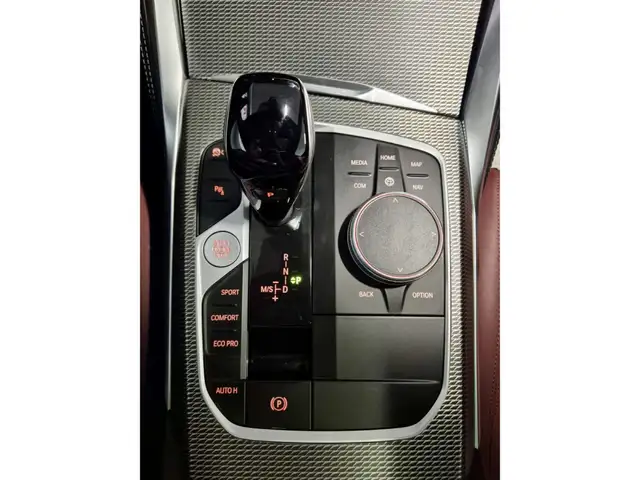 BMW 4 Series view 9