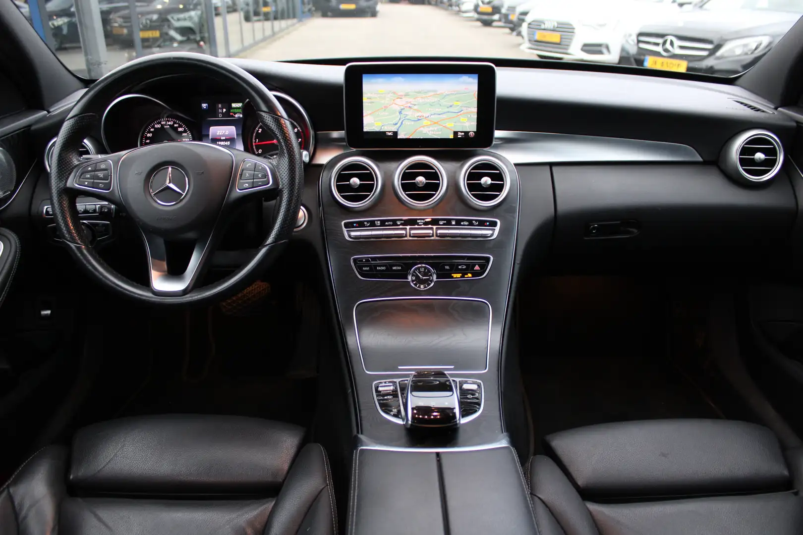 Mercedes-Benz C 350 Estate 350e Avantgarde LEDER MEMORY BURMESTER DIST Zwart - 2